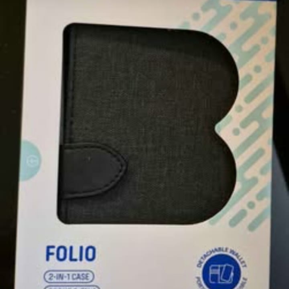 Black Folio 2-in-1 Case